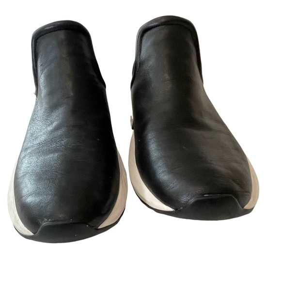 Via Spiga Shoes Womens 6.5 Veila Slip On Sneakers Black Leather Comfort  Walking